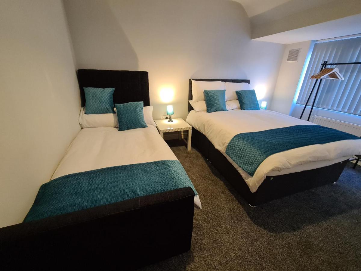 Whole House - 4 Bedrooms - Parking - Sleeps 8 เบอร์มิงแฮม ภายนอก รูปภาพ